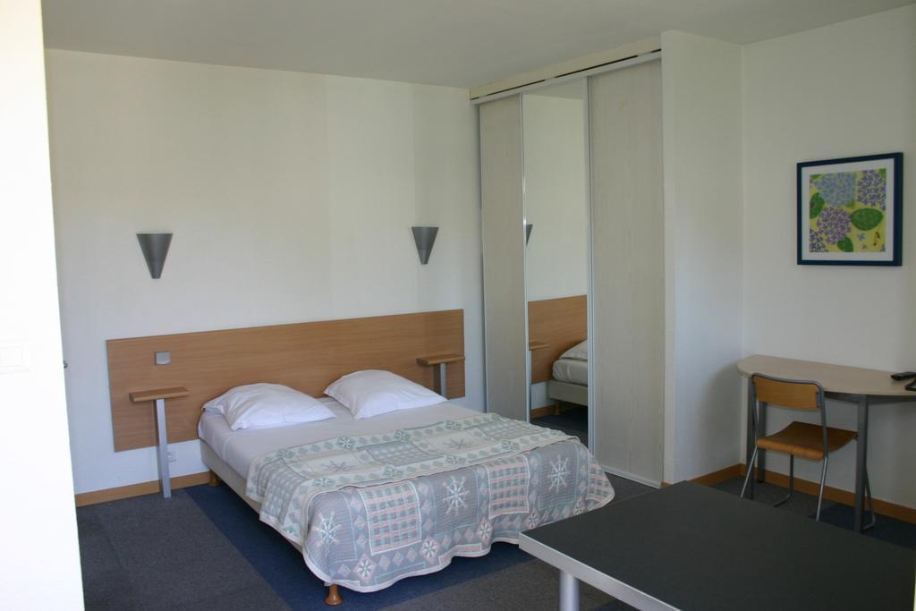 Residella Aubagne Apartahotel *